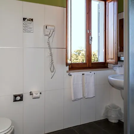 Montarioso Отель