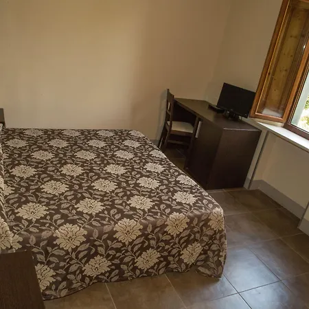 Montarioso Отель 3*