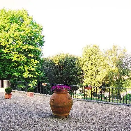 Montarioso Отель 3*