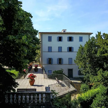 Otel Montarioso